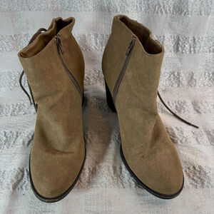 Women's Monopoly Boots, Size 11